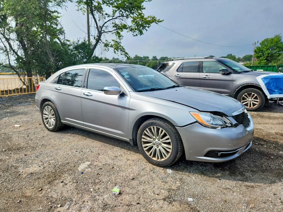 59274366 :رقم المزاد ، 1C3CCBCG8DN553484 vin ، 2013 Chrysler 200 مزاد بيع