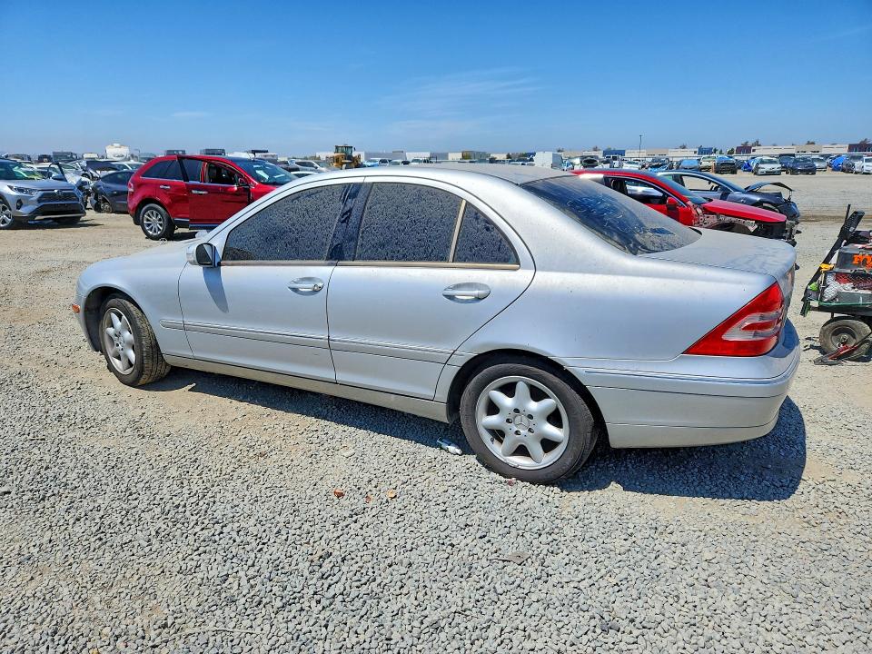 2003 Mercedes-benz C მანქანა იყიდება აუქციონზე, vin: WDBRF61JX3F330003, აუქციონის ნომერი: 60646416