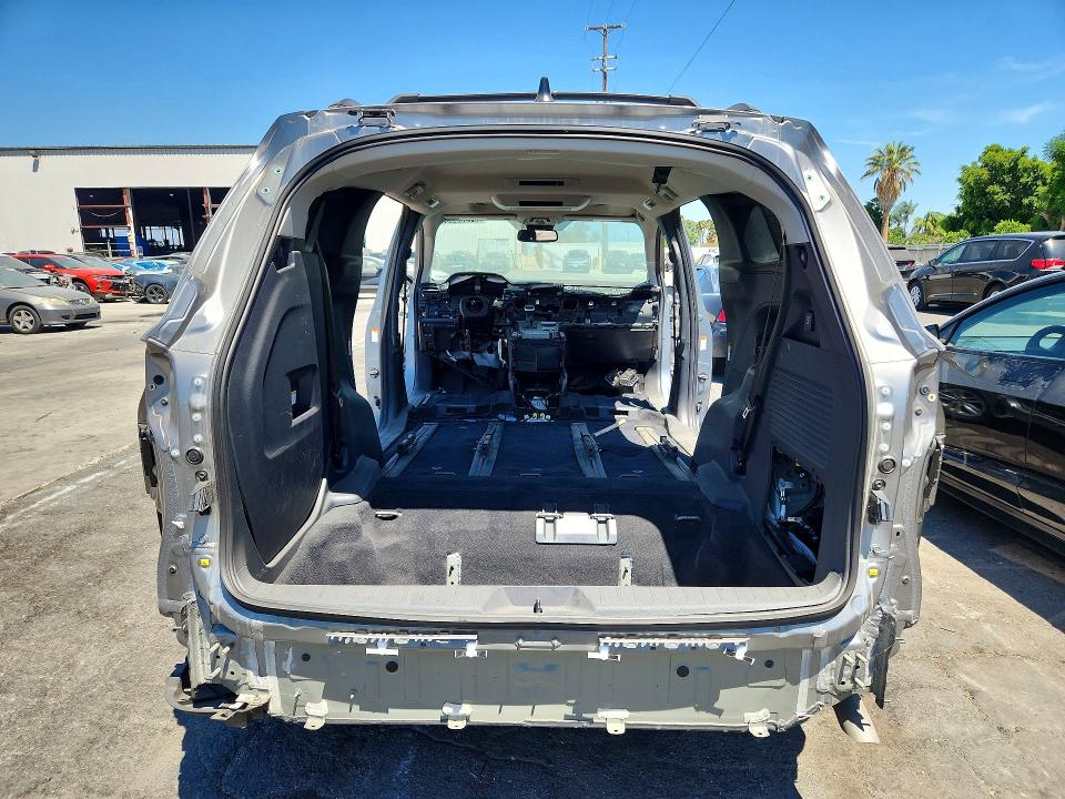 61930596 :رقم المزاد ، 5TDYRKEC4TS297265 vin ، 2026 Toyota Sienna مزاد بيع