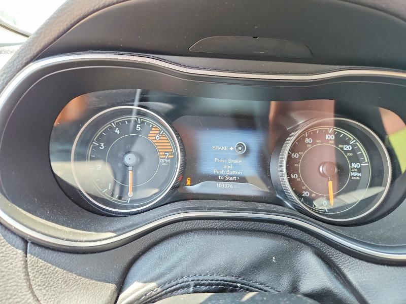 60240596 :رقم المزاد ، 1C4PJMDN8KD131035 vin ، 2019 Jeep Cherokee مزاد بيع