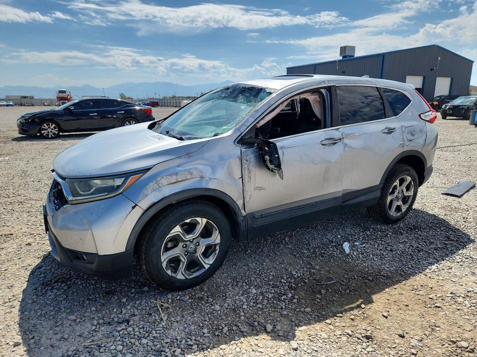 62833646 :رقم المزاد ، 2HKRW2H80HH628117 vin ، 2017 Honda Cr-v مزاد بيع