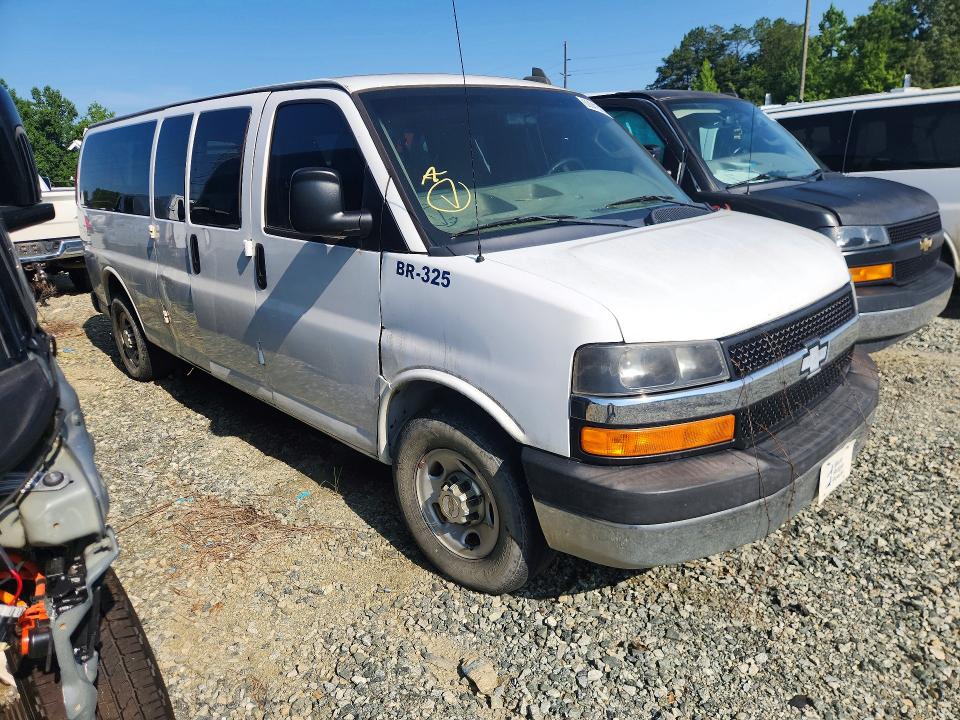 60041516 :رقم المزاد ، 1GAZGPFG1G1191733 vin ، 2016 Chevrolet Express G3500 مزاد بيع