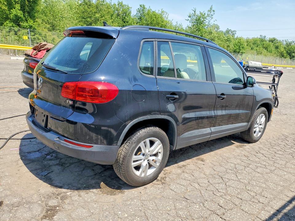 Продаж на аукціоні авто 2017 Volkswagen Tiguan, vin: WVGAV7AX7HK006674, номер лоту: 60682576