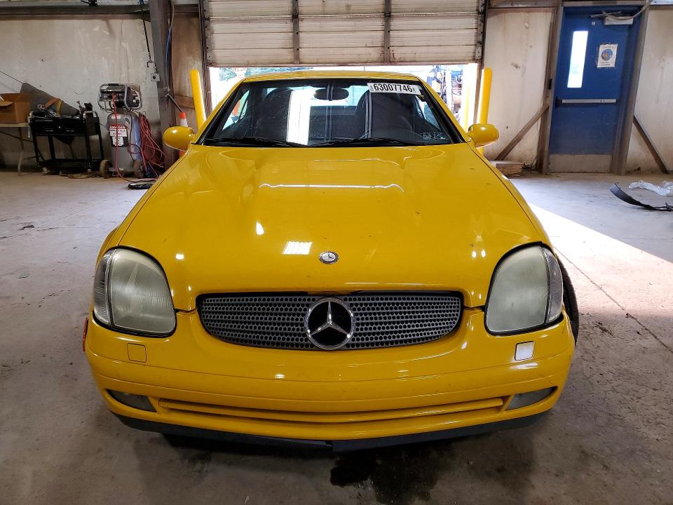 Продаж на аукціоні авто 1998 Mercedes-benz Slk, vin: WDBKK47F3WF028402, номер лоту: 63007746