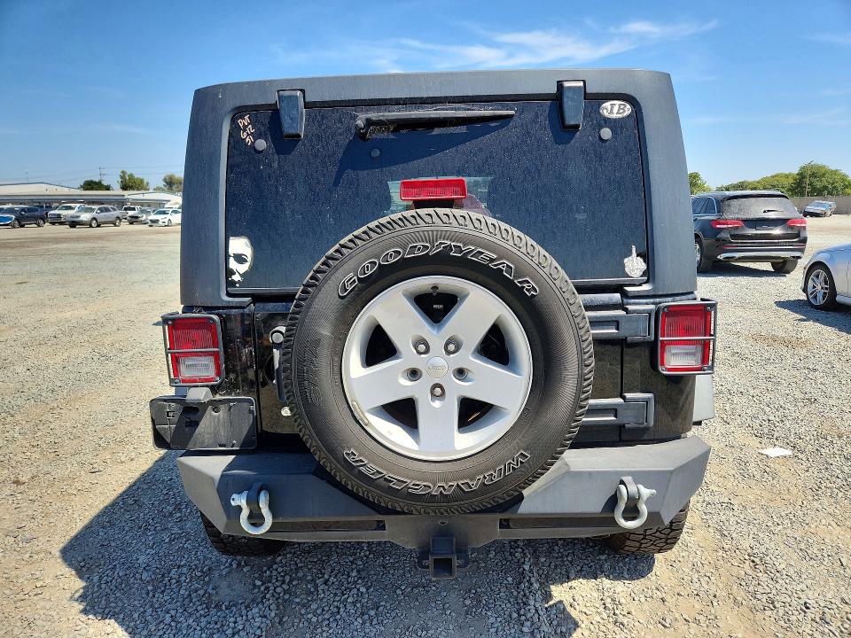 63404146 :رقم المزاد ، 1C4BJWDG4HL529266 vin ، 2017 Jeep Wrangler Unlimited مزاد بيع
