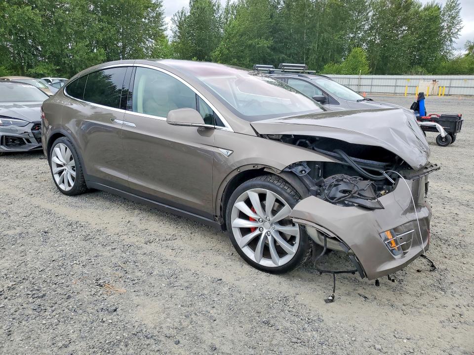 2016 Tesla Model X მანქანა იყიდება აუქციონზე, vin: 5YJXCBE45GF005753, აუქციონის ნომერი: 59631796