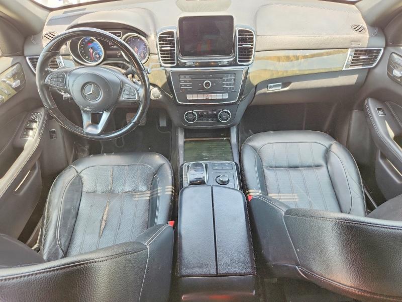 61955516 :رقم المزاد ، 4JGDF6EE6HA981041 vin ، 2017 Mercedes-benz Gls مزاد بيع