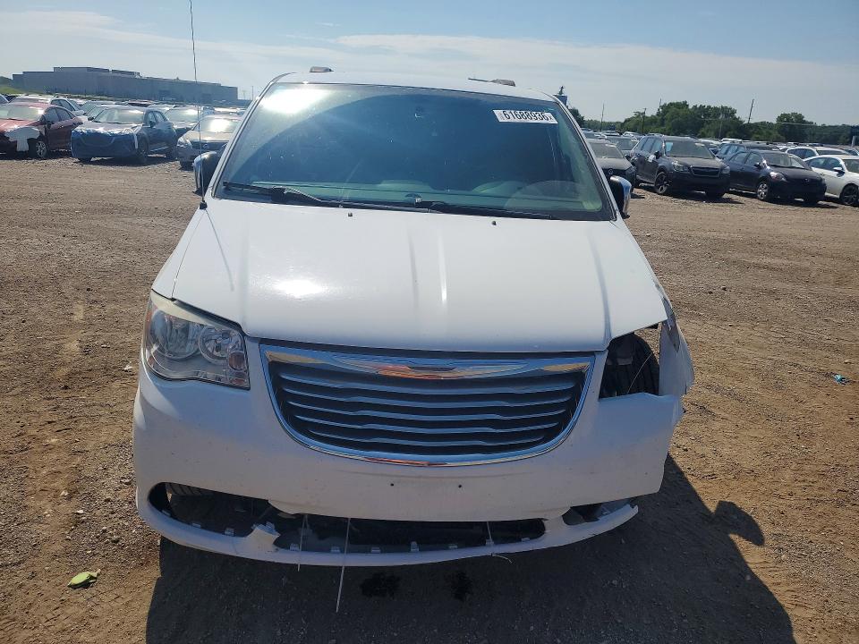 2015 Chrysler Town & Country მანქანა იყიდება აუქციონზე, vin: 2C4RC1CG0FR609875, აუქციონის ნომერი: 61688936