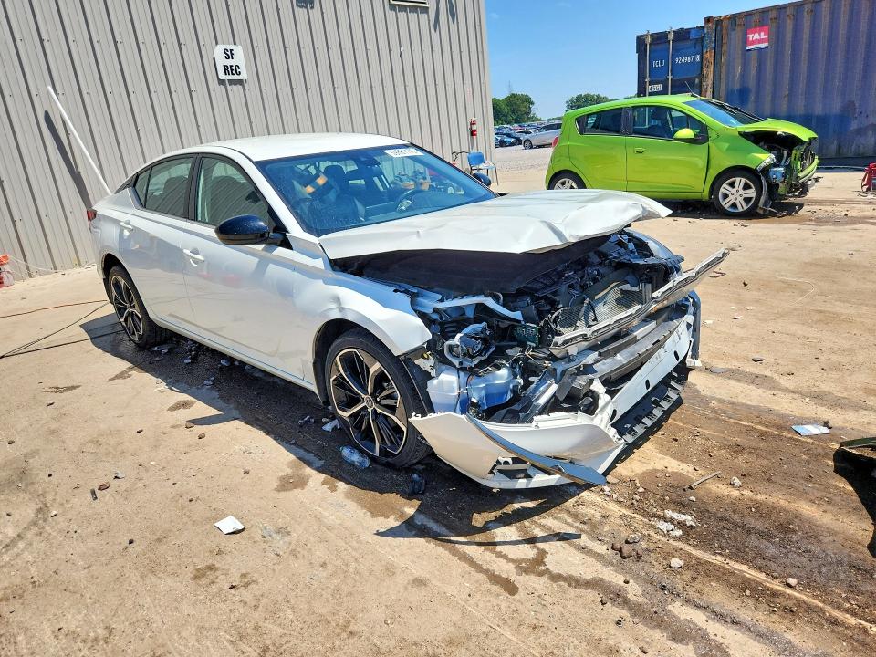 2024 Nissan Altima მანქანა იყიდება აუქციონზე, vin: 1N4BL4CWXRN353147, აუქციონის ნომერი: 59861176