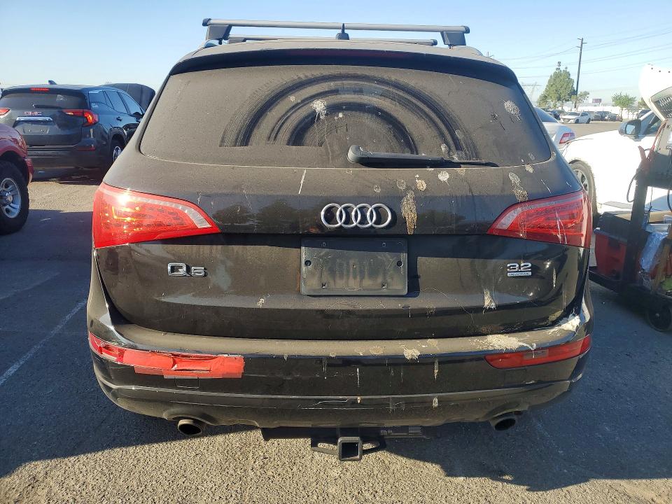 Продажа на аукционе авто 2010 Audi Q5, vin: WA1CKAFP7AA032628, номер лота: 61944596