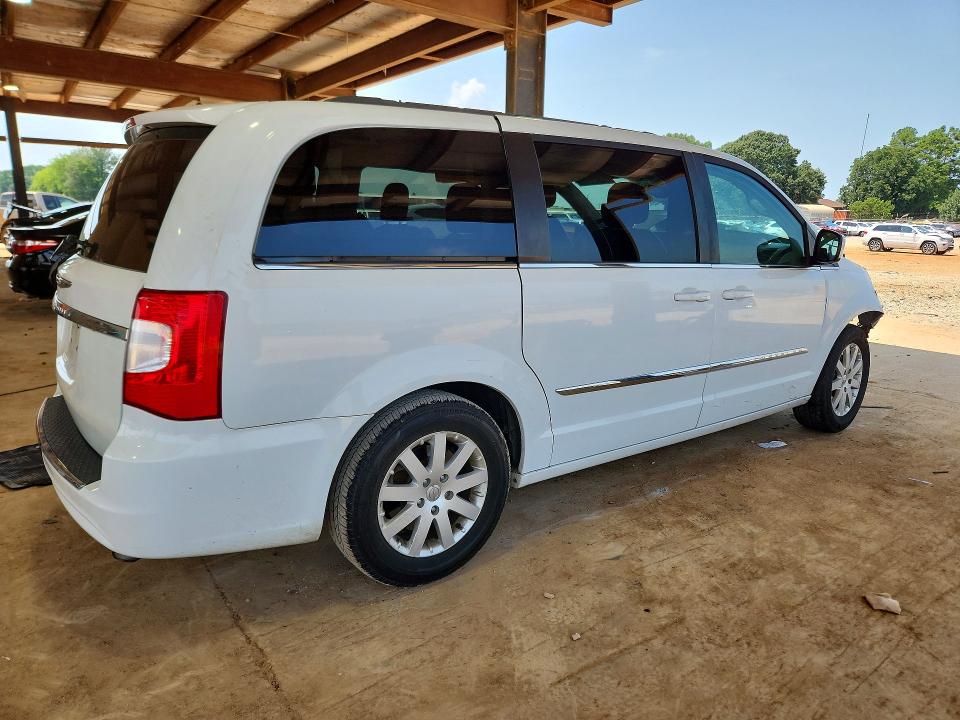 63043286 :رقم المزاد ، 2C4RC1BG8FR611097 vin ، 2015 Chrysler Town & Country مزاد بيع