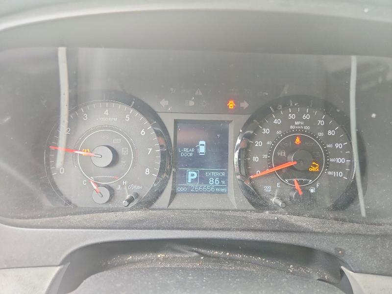 60670576 :رقم المزاد ، 5TDZZ3DC7HS836738 vin ، 2017 Toyota Sienna مزاد بيع