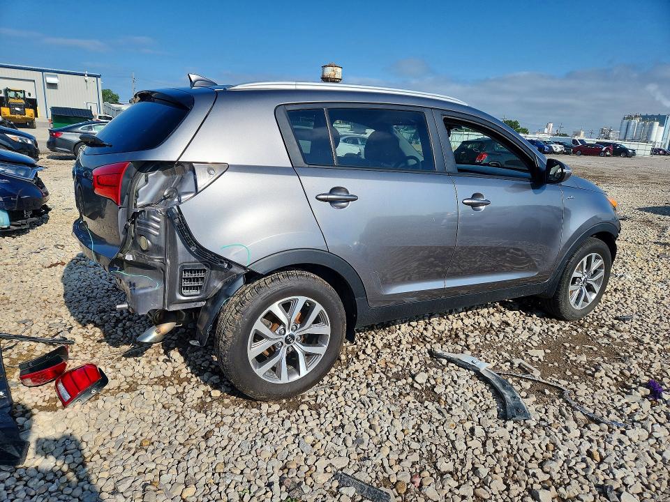 2015 Kia Sportage მანქანა იყიდება აუქციონზე, vin: KNDPBCACXF7757877, აუქციონის ნომერი: 59258956
