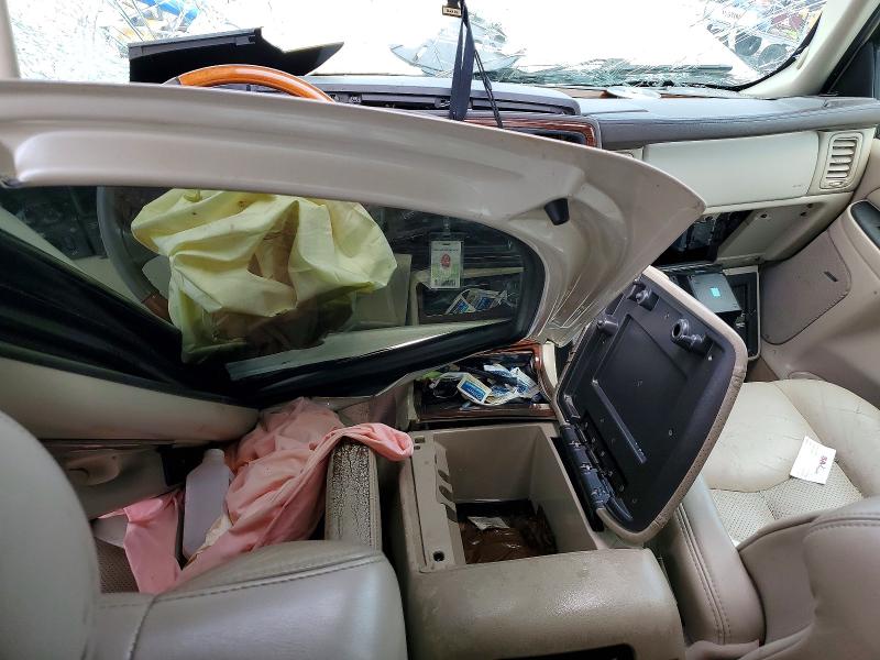 63033266 :رقم المزاد ، 1GYEC63T93R284518 vin ، 2003 Cadillac Escalade مزاد بيع