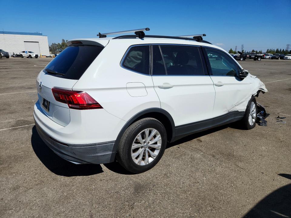 61166206 :رقم المزاد ، 3VV3B7AX8KM024589 vin ، 2019 Volkswagen Tiguan مزاد بيع