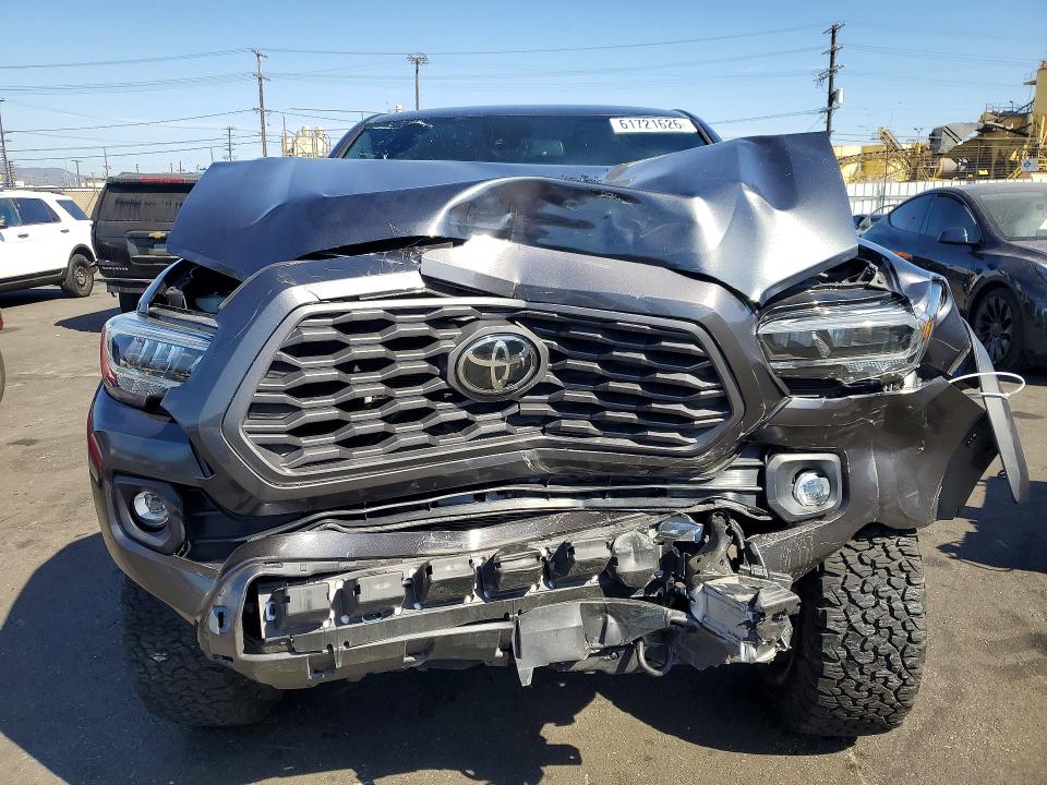 2022 Toyota Tacoma მანქანა იყიდება აუქციონზე, vin: 3TMCZ5AN8NM507808, აუქციონის ნომერი: 61721626