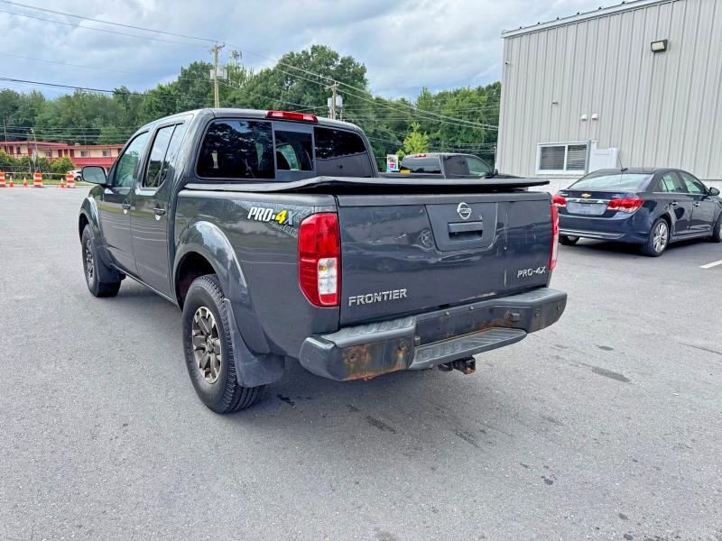 62637286 :رقم المزاد ، 1N6AD0EV4FN737952 vin ، 2015 Nissan Frontier مزاد بيع