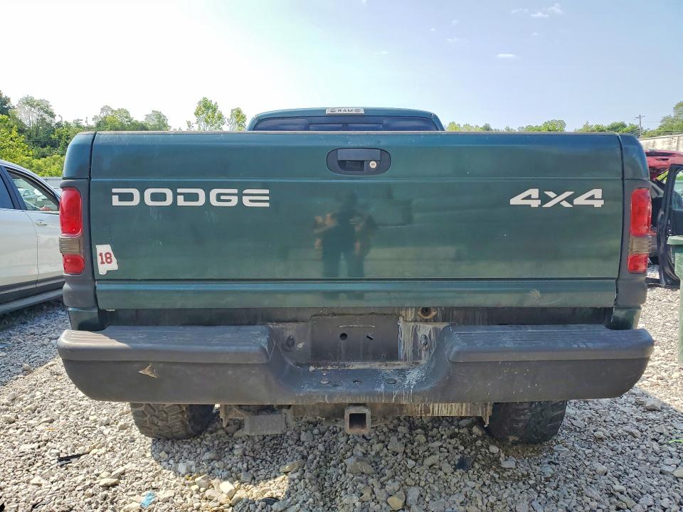 2001 Dodge Ram 2500 მანქანა იყიდება აუქციონზე, vin: 3B7KF23611G738826, აუქციონის ნომერი: 61200956