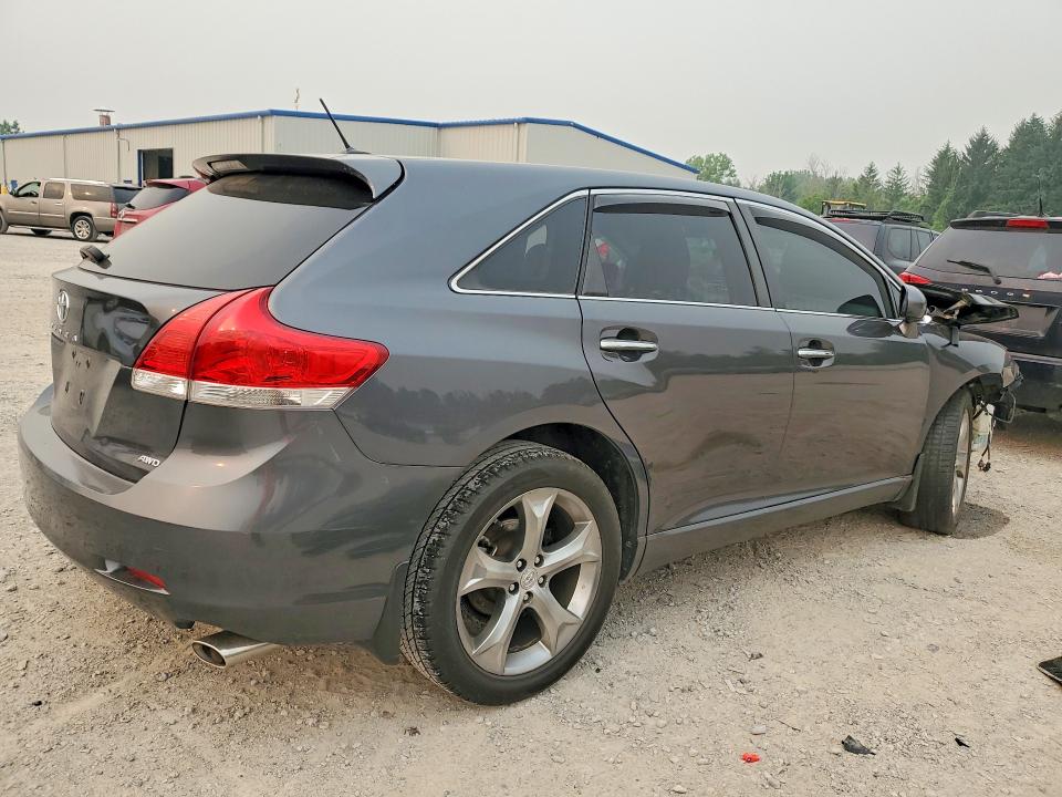61139956 :رقم المزاد ، 4T3BK3BB0BU052875 vin ، 2011 Toyota Venza مزاد بيع