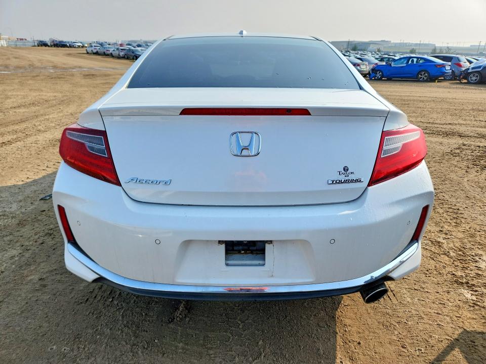 60019836 :رقم المزاد ، 1HGCT1B88GA800550 vin ، 2016 Honda Accord مزاد بيع
