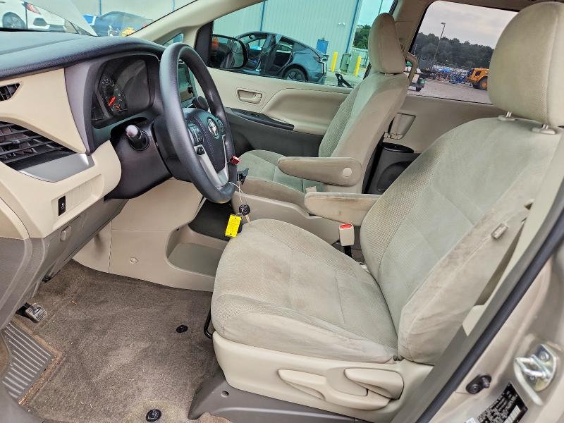 2016 Toyota Sienna მანქანა იყიდება აუქციონზე, vin: 5TDZK3DC5GS734941, აუქციონის ნომერი: 60859226
