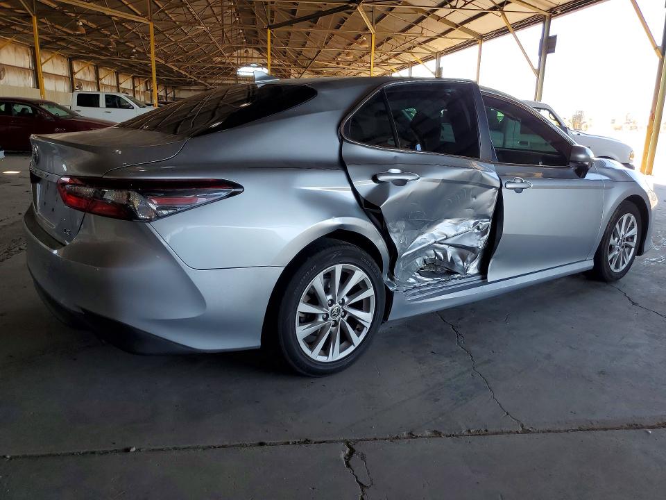 Aukcja sprzedaży 2022 Toyota Camry, vin: 4T1C11AK6NU627670, numer aukcji: 62444506