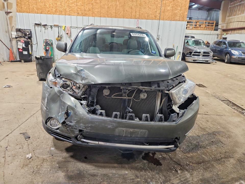 2012 Toyota Highlander მანქანა იყიდება აუქციონზე, vin: 5TDBK3EH7CS159358, აუქციონის ნომერი: 63256206