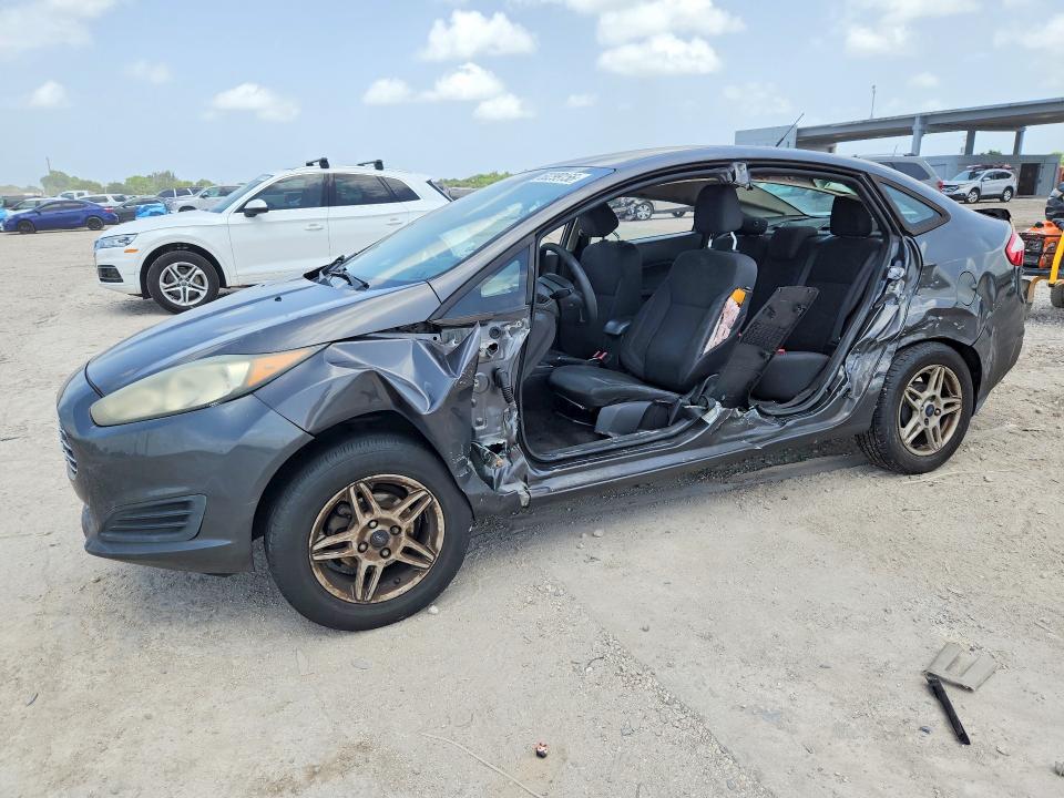 60299156 :رقم المزاد ، 3FADP4BJ7JM115533 vin ، 2018 Ford Fiesta مزاد بيع