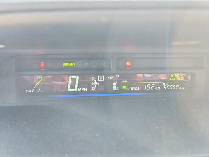 60211196 :رقم المزاد ، JTDZN3EU1E3305390 vin ، 2014 Toyota Prius V مزاد بيع