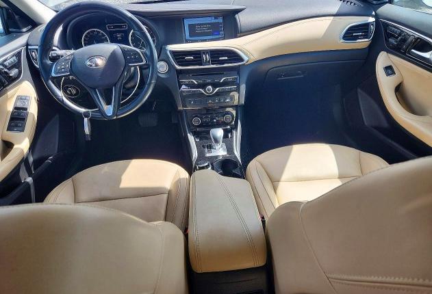 59361446 :رقم المزاد ، SJKCH5CR3JA052468 vin ، 2018 Infiniti Qx30 مزاد بيع