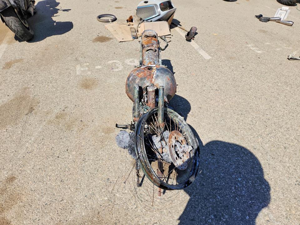 62415436 :رقم المزاد ، JH2MC13143K900595 vin ، 2003 Honda Cmx250 مزاد بيع