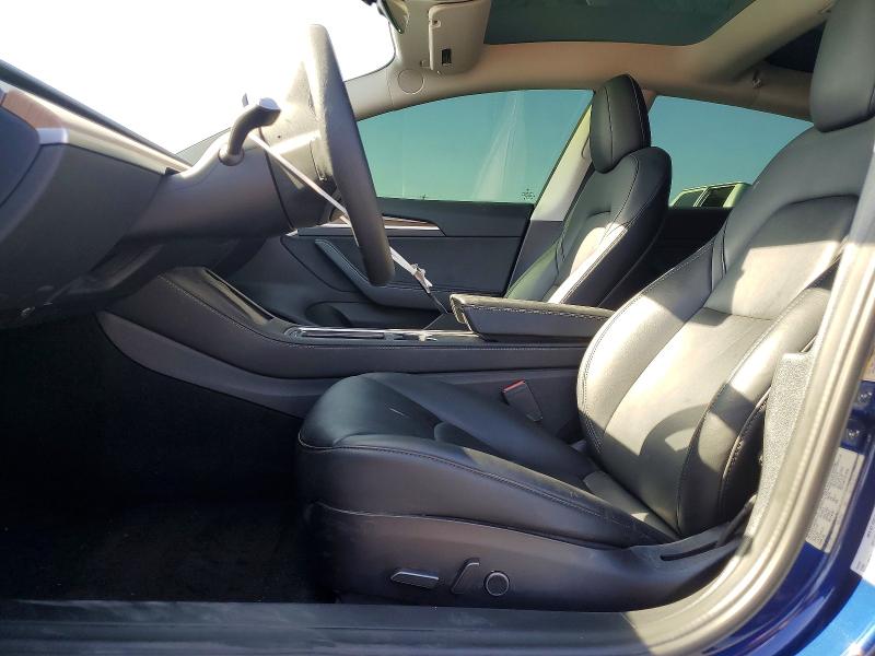 60496176 :رقم المزاد ، 5YJ3E1EBXNF221919 vin ، 2022 Tesla Model 3 مزاد بيع