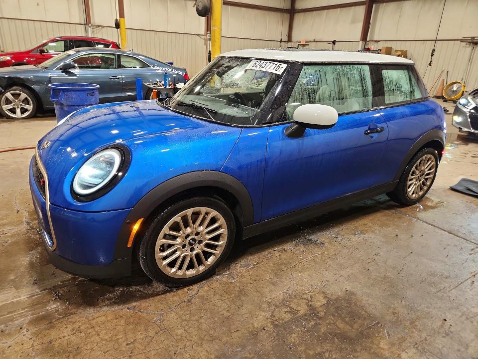 2025 Mini Cooper მანქანა იყიდება აუქციონზე, vin: WMW23GD07S2W62858, აუქციონის ნომერი: 62437716