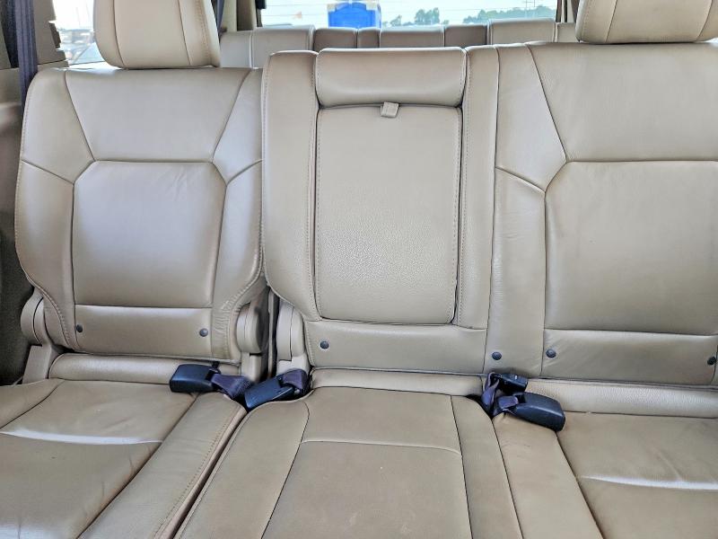 Auction sale of the 2015 Honda Pilot, vin: 5FNYF3H55FB017406, lot number: 63040346
