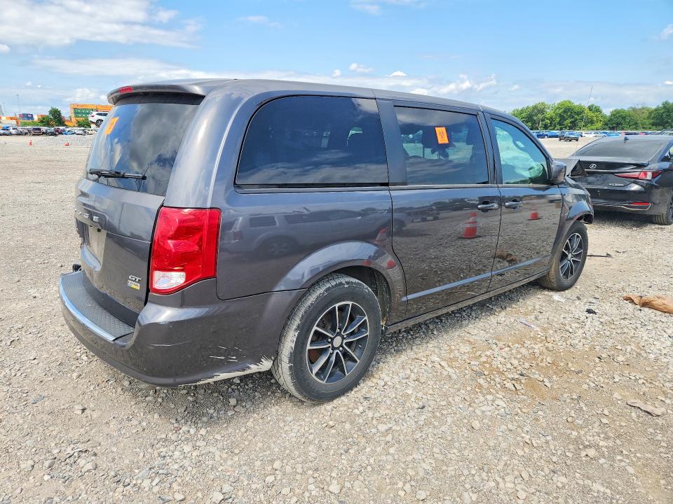 62742386 :رقم المزاد ، 2C4RDGEG8KR556513 vin ، 2019 Dodge Grand Caravan مزاد بيع
