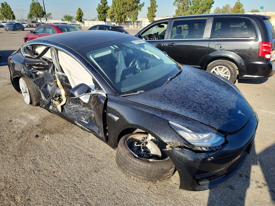 Aukcja sprzedaży 2018 Tesla Model 3, vin: 5YJ3E1EA0JF154572, numer aukcji: 62702066