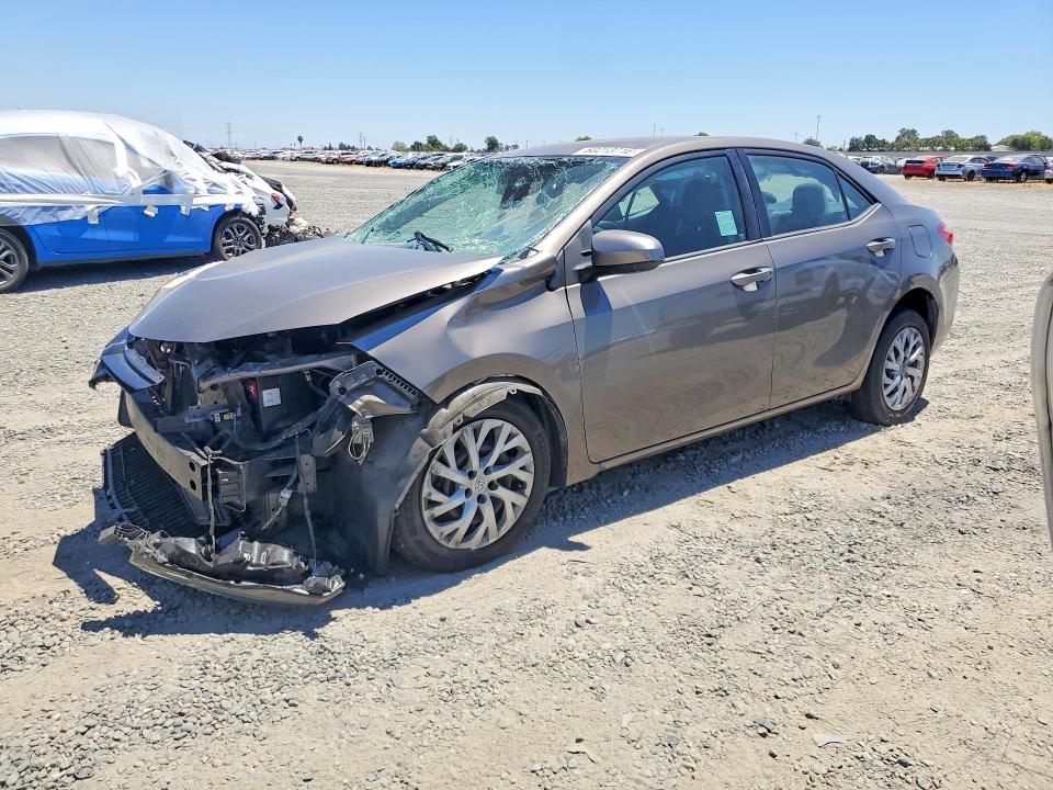 Auction sale of the 2017 Toyota Corolla, vin: 5YFBURHE3HP700873, lot number: 60213716