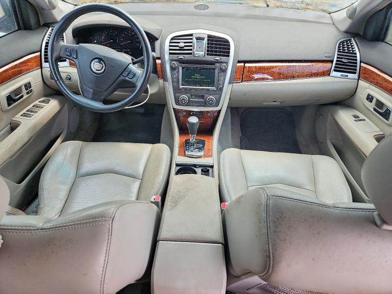 62100926 :رقم المزاد ، 1GYEE637470145100 vin ، 2007 Cadillac Srx مزاد بيع