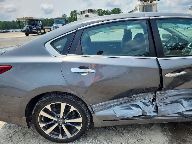 Продажа на аукционе авто 2017 Nissan Altima, vin: 1N4AL3APXHC158497, номер лота: 62749856