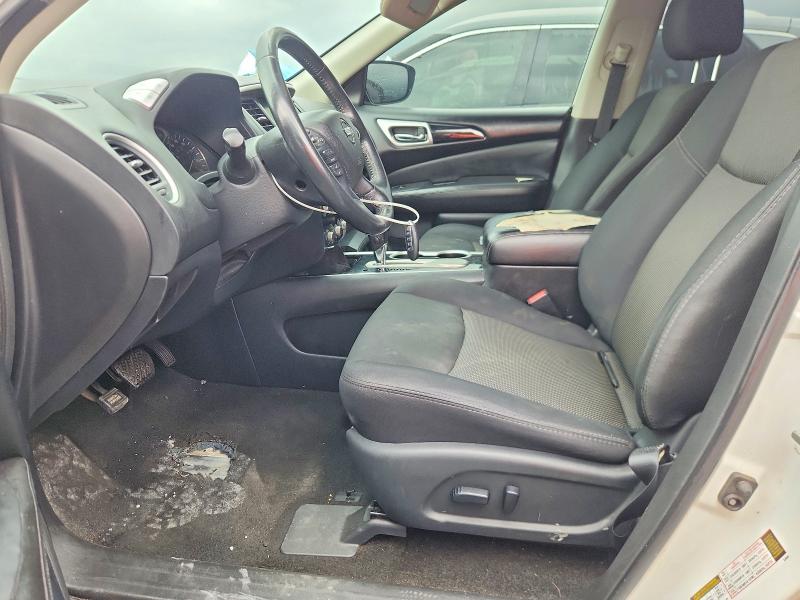 62567836 :رقم المزاد ، 5N1DR2MN1JC668894 vin ، 2018 Nissan Pathfinder مزاد بيع