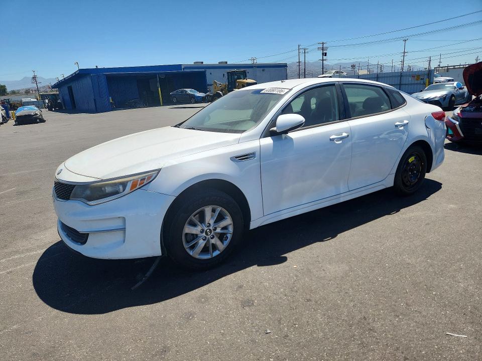 2017 Kia Optima მანქანა იყიდება აუქციონზე, vin: 5XXGT4L31HG156626, აუქციონის ნომერი: 60080186