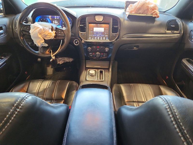 Продажа на аукционе авто 2015 Chrysler 300, vin: 2C3CCABG6FH781054, номер лота: 61917806