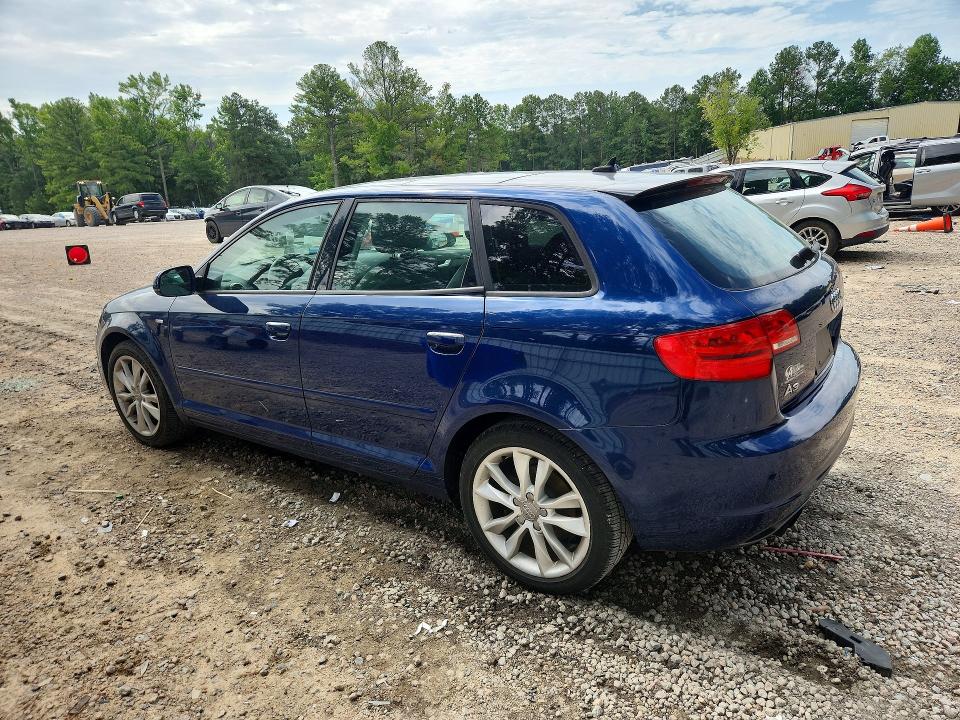 61723456 :رقم المزاد ، WAUBEAFM7CA104250 vin ، 2012 Audi A3 مزاد بيع