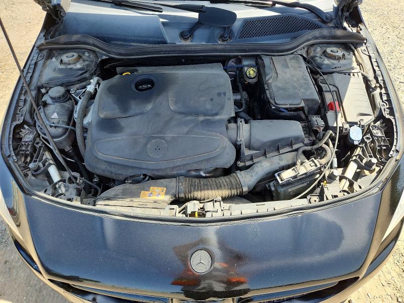 61859316 :رقم المزاد ، WDDSJ4EB4JN536077 vin ، 2018 Mercedes-benz Cla مزاد بيع
