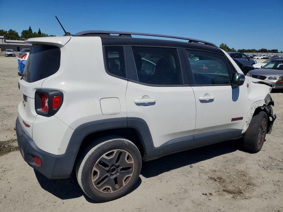 Продаж на аукціоні авто 2015 Jeep Renegade, vin: ZACCJBCT0FPC12427, номер лоту: 61839366