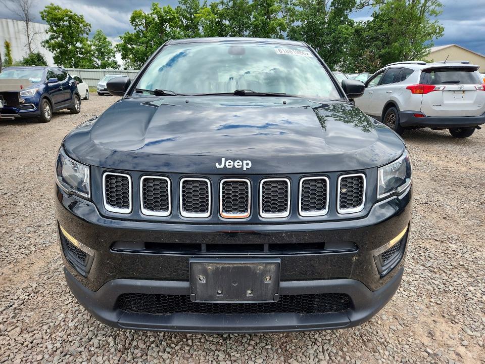 61851956 :رقم المزاد ، 3C4NJDAB2KT703664 vin ، 2019 Jeep Compass مزاد بيع