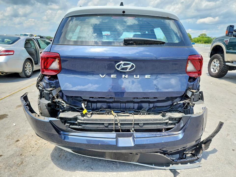 60651026 :رقم المزاد ، KMHRC8A37NU199503 vin ، 2022 Hyundai Venue مزاد بيع