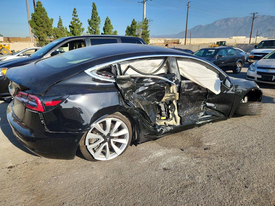 Aukcja sprzedaży 2018 Tesla Model 3, vin: 5YJ3E1EA0JF154572, numer aukcji: 62702066