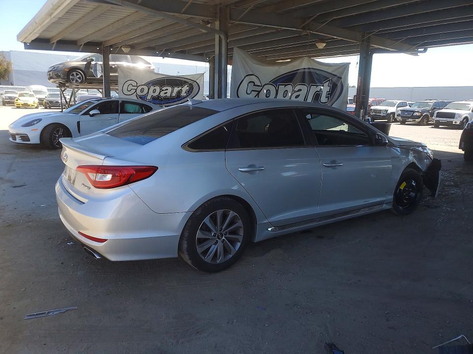 60205146 :رقم المزاد ، 5NPE34AF1FH102975 vin ، 2015 Hyundai Sonata مزاد بيع