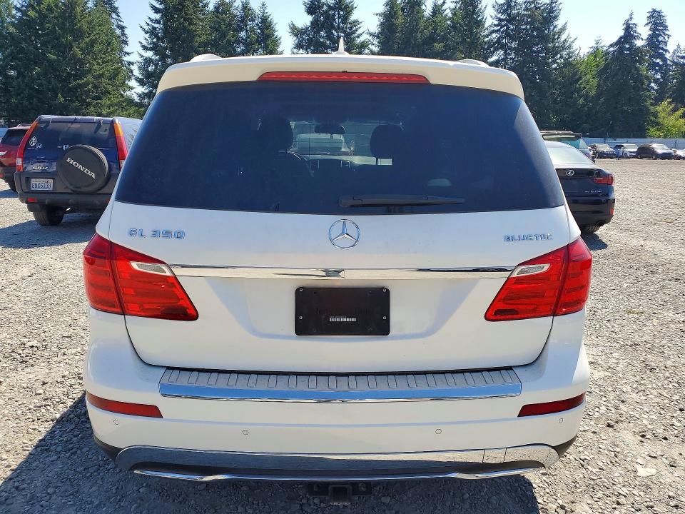 Продажа на аукционе авто 2015 Mercedes-benz Gl, vin: 4JGDF2EE9FA602135, номер лота: 60033966
